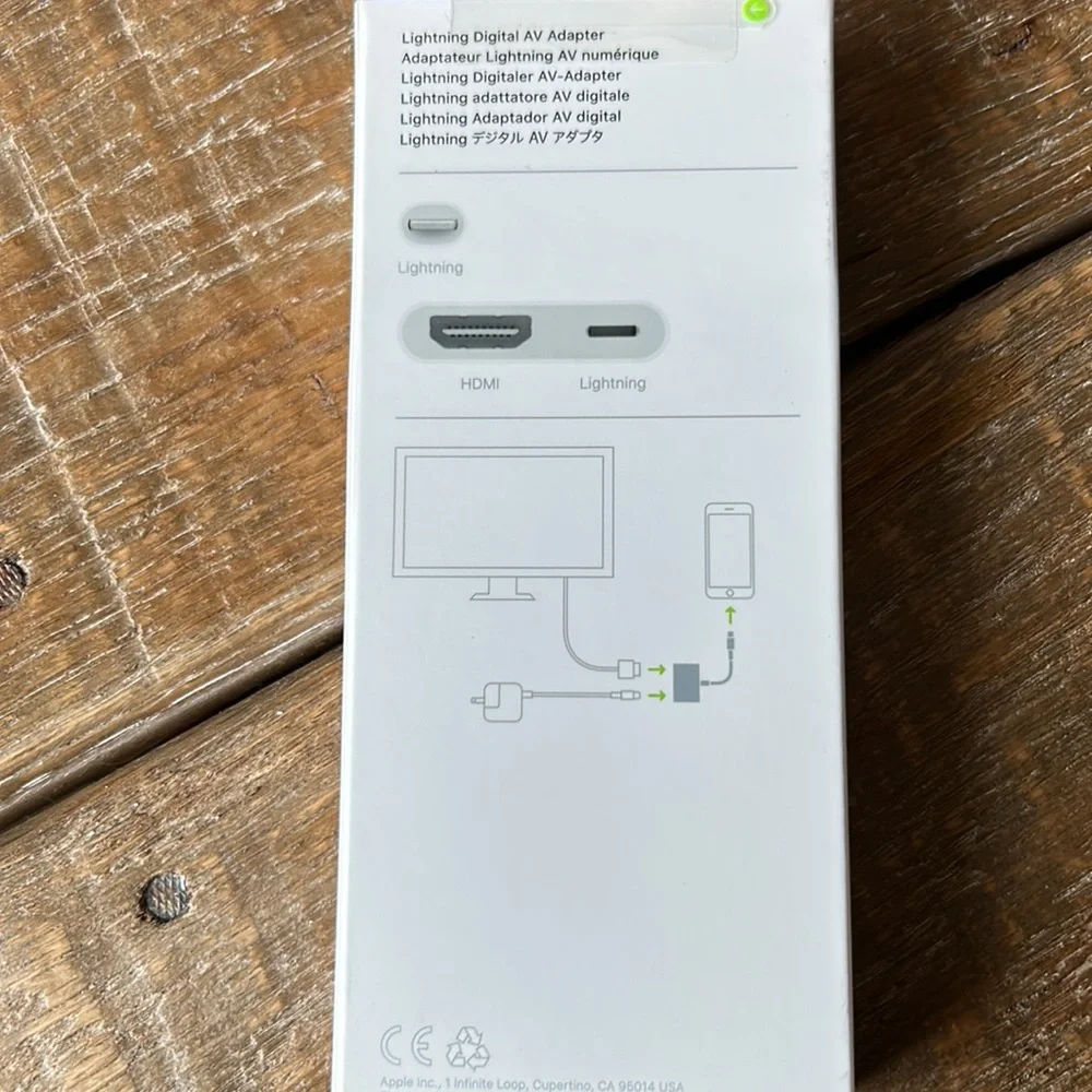 Apple lightening digital AV adapter